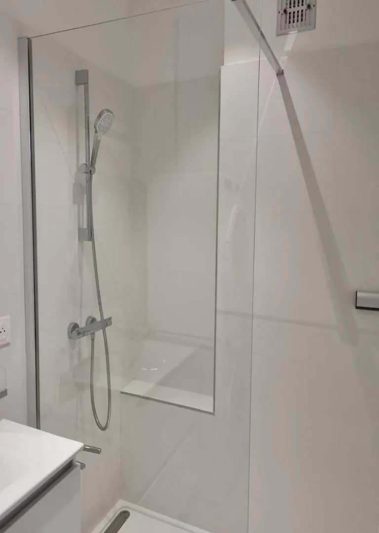 Les Dauphins Appartement Sainte-Maxime Apartment